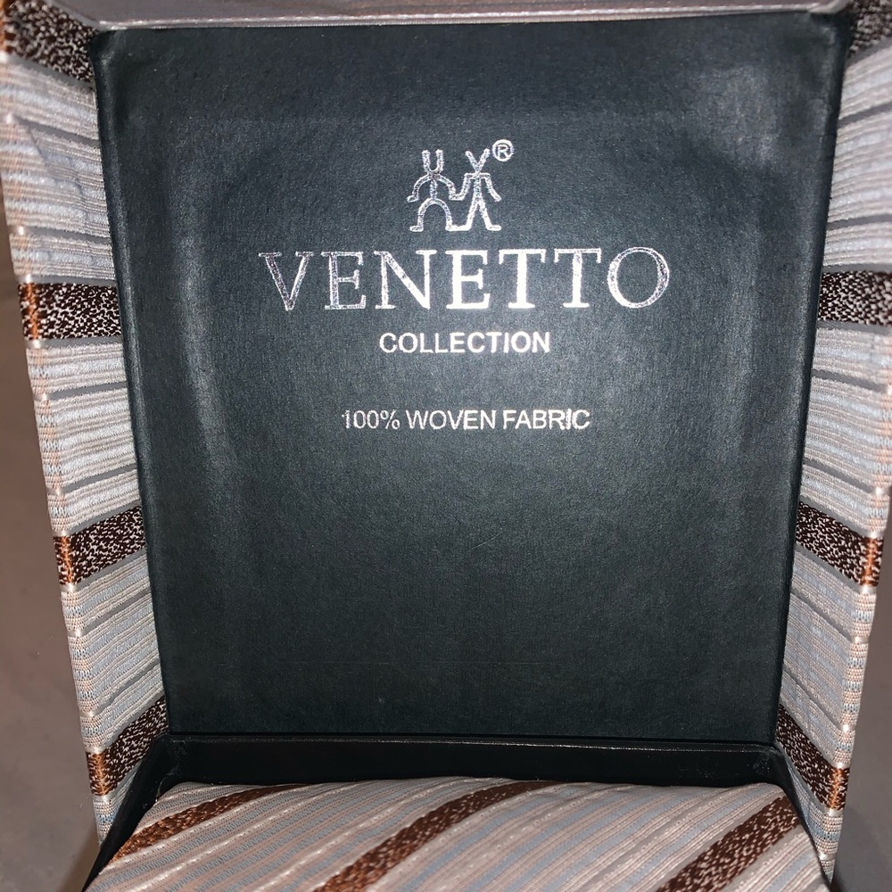 Nice three-piece set matching box  by Venetto